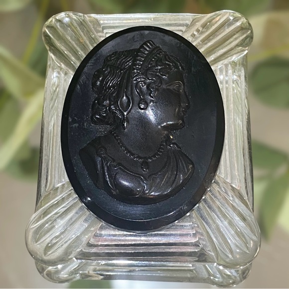 Vintage Lucite Cameo Brooch Victorian Lady Clear Black - Picture 4 of 7